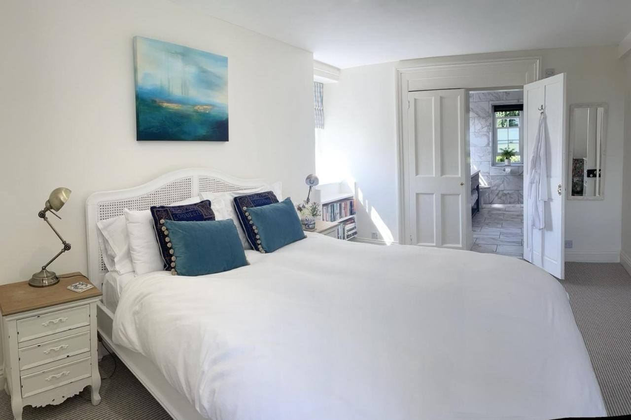 The Mount Somerton Retreat - Nr Bruton, Glastonbury, The Spectacular Wells Cathedral, Millfield School, Leonardo Helicopters, Yeovilton ภายนอก รูปภาพ