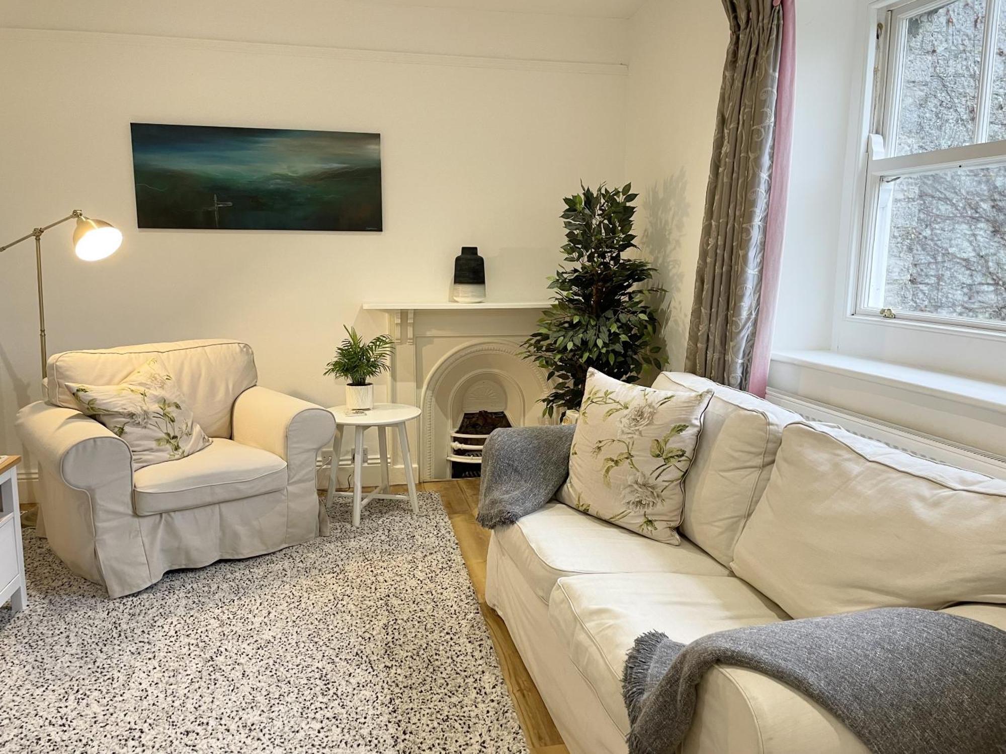 The Mount Somerton Retreat - Nr Bruton, Glastonbury, The Spectacular Wells Cathedral, Millfield School, Leonardo Helicopters, Yeovilton ภายนอก รูปภาพ